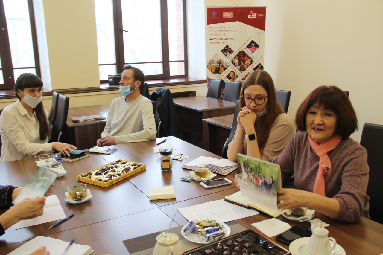 Евгения Викторовна и Александр Валерьевич Бабичевы, предприниматели, Ольга Игоревна Панова, директор АНО «Масс-Медиа-Центр», Раиса Алексеевна Жмодик, руководитель проектов «НООО «Социальное партнерство»