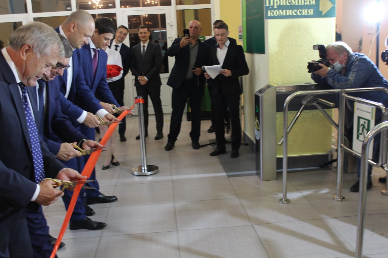 В Новосибирске Открыли Магазины