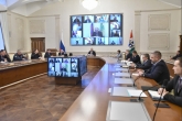 Губернатор Андрей Травников поручил главам муниципальных районов оперативно задействовать областные ресурсы в случае аварий на коммунальных сетях