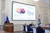 Губернатор Андрей Травников поручил улучшить координацию работы по профилактике, предупреждению и ликвидации всех видов пожаров на территории Новосибирской области  