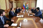 Губернатор Андрей Травников провел рабочую встречу с вице-президентом по цифровым регионам компании Ростелеком Иваном Зимой