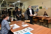 Губернатор Андрей Травников принял участие в голосовании на выборах депутатов Государственной Думы ФС РФ VIII созыва