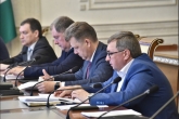 Сохранить показатели молочного животноводства и не потерять поголовье: Губернатор поставил задачу найти допрешения по помощи аграриям в засуху
