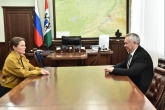 Андрей Травников поблагодарил Анну Кикину за внимание и доброе отношение к малой родине