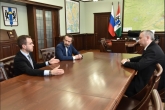 Андрей Травников и Владимир Машков обсудили развитие театрального образования в Новосибирской области