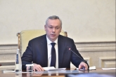 Андрей Травников жёстко потребовал решить проблему с вывозом мусора в Новосибирске и Оби