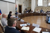 Поставить прививку от COVID-19 можно при диспансеризации и в стационарах