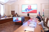 Детей-героев наградили в Правительстве Новосибирской области
