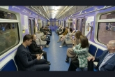 В Новосибирском метро появился состав с вагоном финансовой грамотности