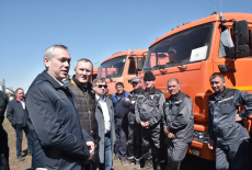 Губернатор Андрей Травников высоко оценил готовность к посевной в Краснозерском районе