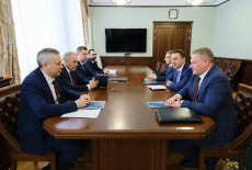 Губернатор Андрей Травников провёл рабочую встречу с руководством банка «Санкт-Петербург»  