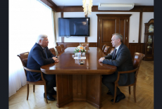 Новосибирский и томский губернаторы обсудили перспективы сотрудничества