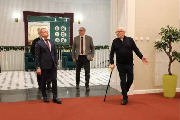 Первый замгубернатора Юрий Петухов высоко оценил работу Театра Афанасьева