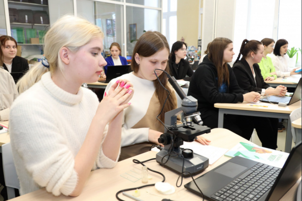 Девять новых образовательных пространств открыто в педагогическом колледже Новосибирска в соответствии с Посланием Президента России