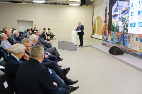Андрей Травников представил проект «Академгородок 2.0» в Санкт-Петербурге международному научному сообществу