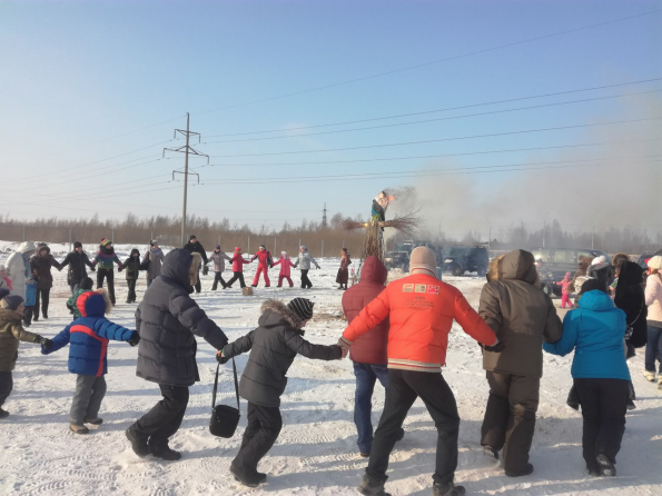 Масленица в автосалоне Луна Авто
