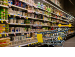 Глава региона поставил задачу улучшить подвоз востребованных продуктов в магазины