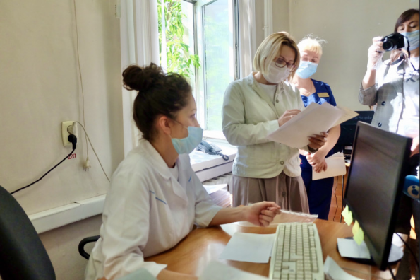 Проверки продолжаются: руководство минздрава проконтролировало работу первичного поликлинического звена Бердска