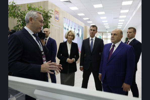 Андрей Травников представил Михаилу Мишустину опыт комплексного развития сельских территорий Новосибирской области
