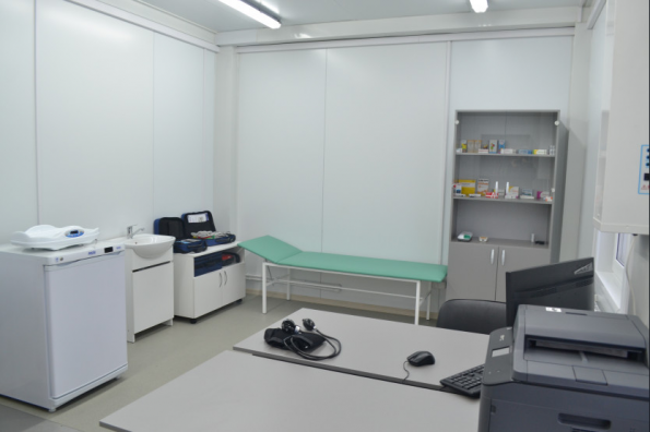 Министр строительства региона Иван Шмидт открыл новый ФАП в Маслянинском районе