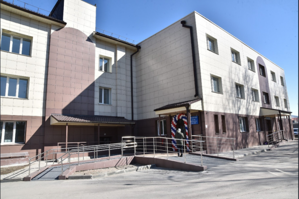 Детский стационар в Оби открылся после реконструкции 