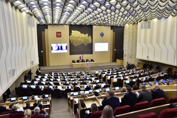 Депутаты поддержали инициативу Правительства региона о единовременной доплате инвалидам на приобретение специально оборудованных квартир