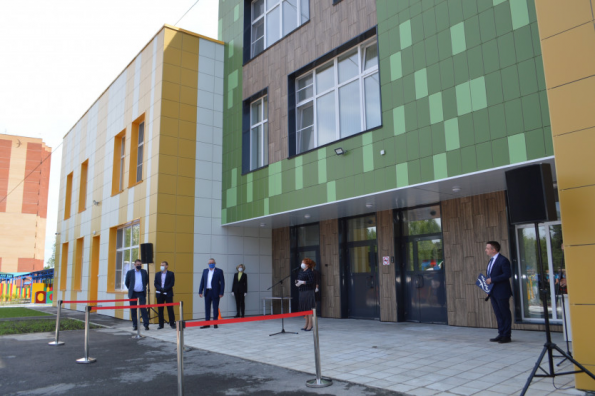 В День защиты детей открылся новый детский сад в Новосибирске, построенный по нацпроекту 