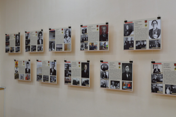 Уникальная фотовыставка «Эстафета поколений» расскажет о героях-тружениках Новосибирской области