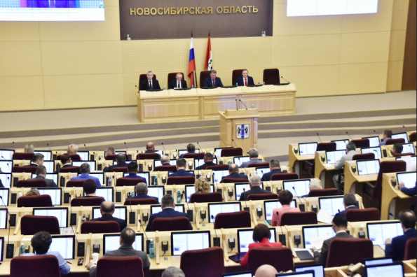 Заксобрание поддержало проект Правительства региона по созданию мусоросортировочных комплексов