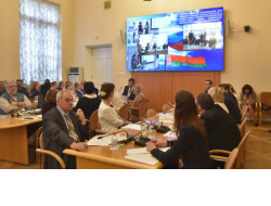 Делегация Новосибирской области начала работу на VI Форуме регионов России и Беларуси
