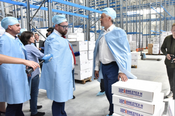 Развитие производства медицинской продукции Губернатор обсудил на предприятии «Здравмедтех-Н»