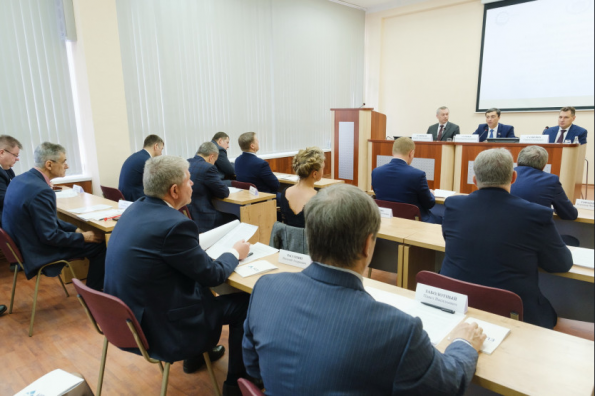 Губернатор Андрей Травников обсудил с делегацией Государственной Думы приоритеты развития радиоэлектроники
