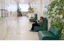 Представлен график работы медицинских учреждений Новосибирской области во время майских праздников
