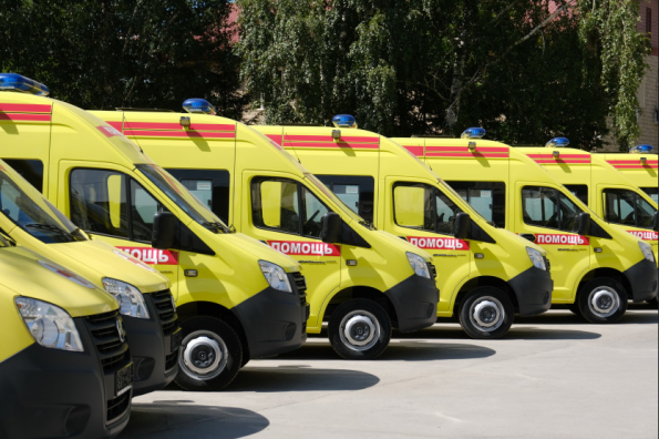 Новые машины скорой помощи получила Новосибирская область для борьбы с коронавирусом