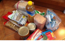 Бесплатные продуктовые наборы вручат ветеранам Великой Отечественной войны в рамках Декады пожилых людей