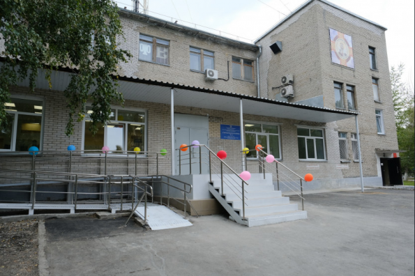 По поручению Андрея Травникова открыто новое поликлиническое отделение в микрорайоне «Гвардейский»