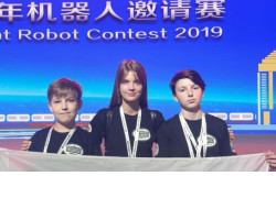 Новосибирские школьники победили на Всемирных соревнованиях по робототехнике