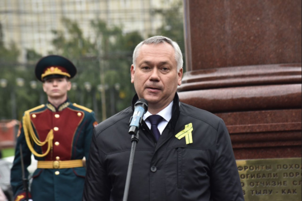 Андрей Травников: Память о трагедии блокадного Ленинграда добавляет уверенности в том, что победа будет за нами