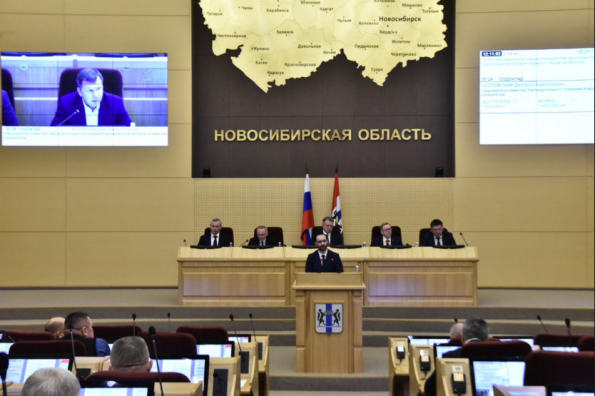 Новые школы, ФАПы, дороги: депутаты поддержали предложенный региональными властями план реализации наказов на 2024 год