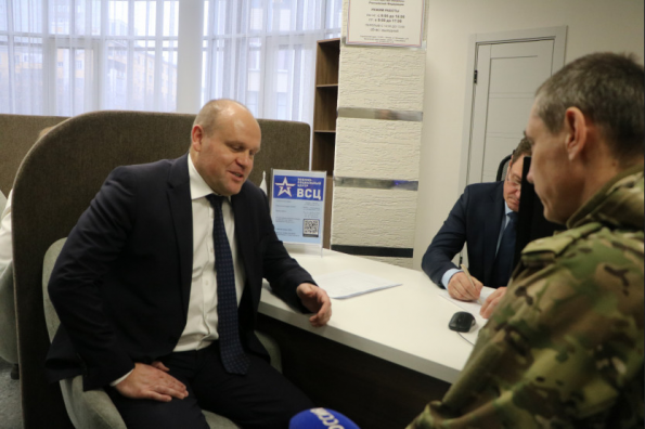 Соблюдение прав и социальных гарантий: Специалист Военно-социального центра начал прием участников СВО в Новосибирской области