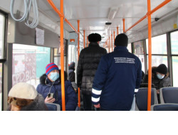 Соблюдение масочного режима в новосибирском трамвае №13 возьмут на особый контроль