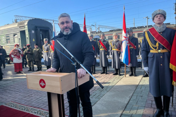 Новосибирцы встретили агитпоезд «Сила в Правде»