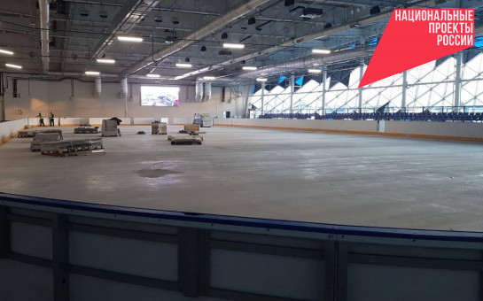 На Ледовой арене преодолели санкции: финские хоккейные борта мирового класса пришли по новым логистическим цепочкам