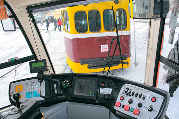 80 лет новосибирскому трамваю